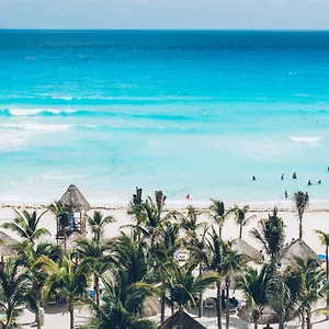 Nyx 4*, Cancún Mexiko